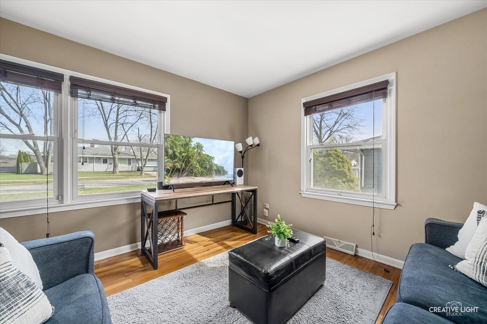 540 N Rosedale Avenue, Aurora, IL 60506