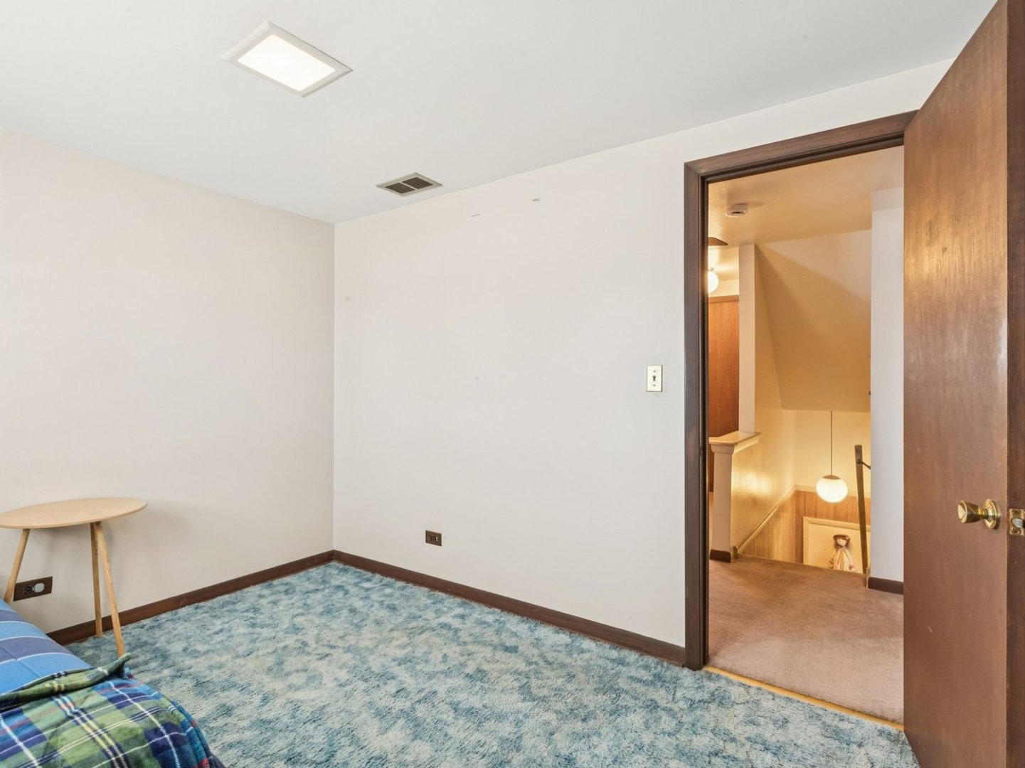 2956 Rhodes Avenue, Melrose Park, IL 60164