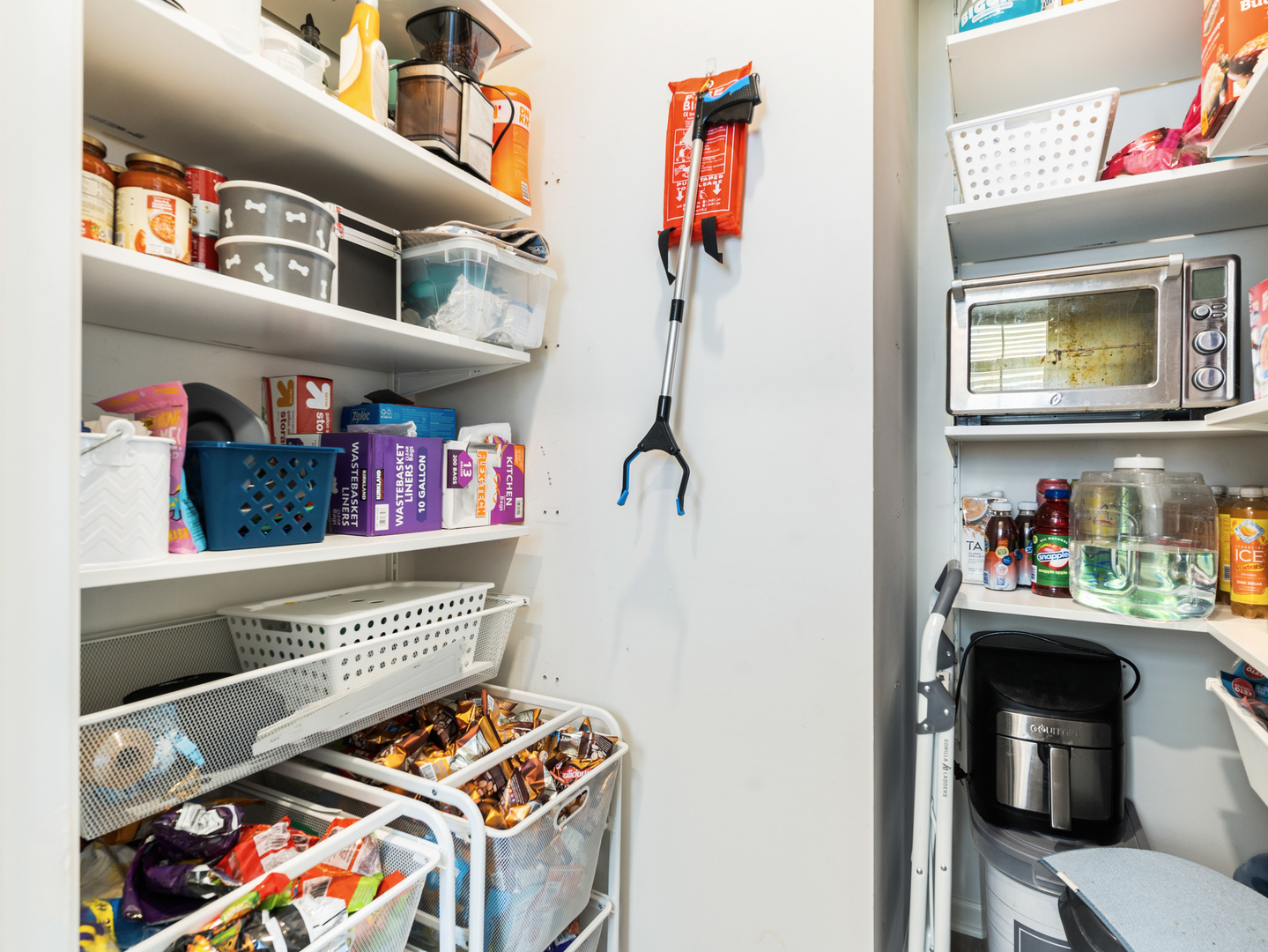 16151 S Lake View Road, Plainfield, IL 60586