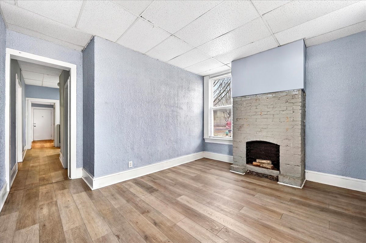 314 W Wood Street, Bloomington, IL 61701