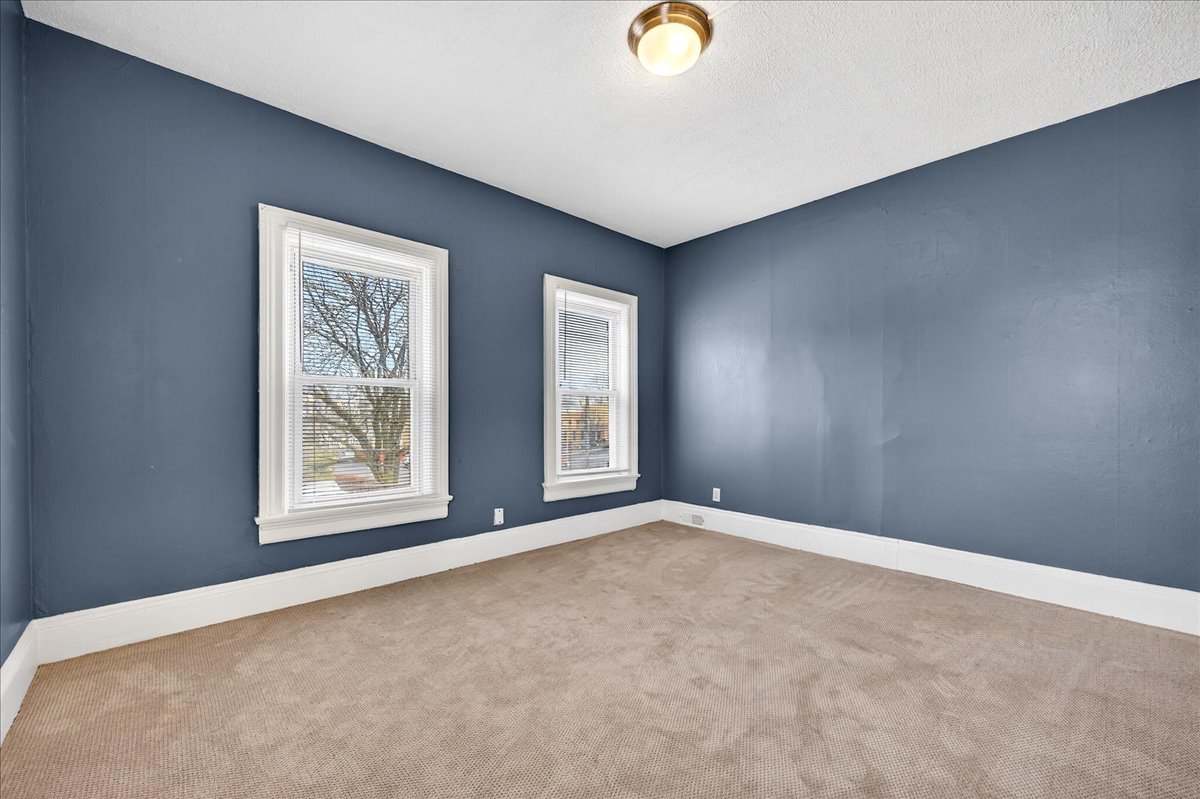 314 W Wood Street, Bloomington, IL 61701