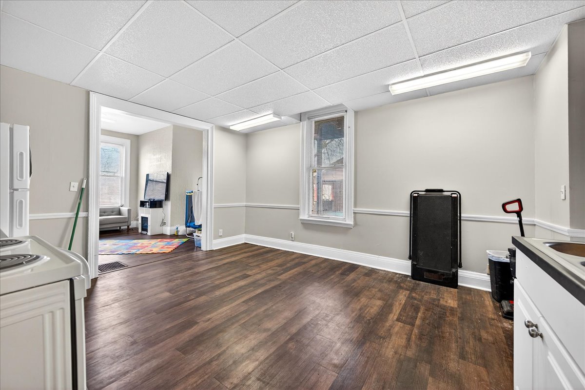 314 W Wood Street, Bloomington, IL 61701