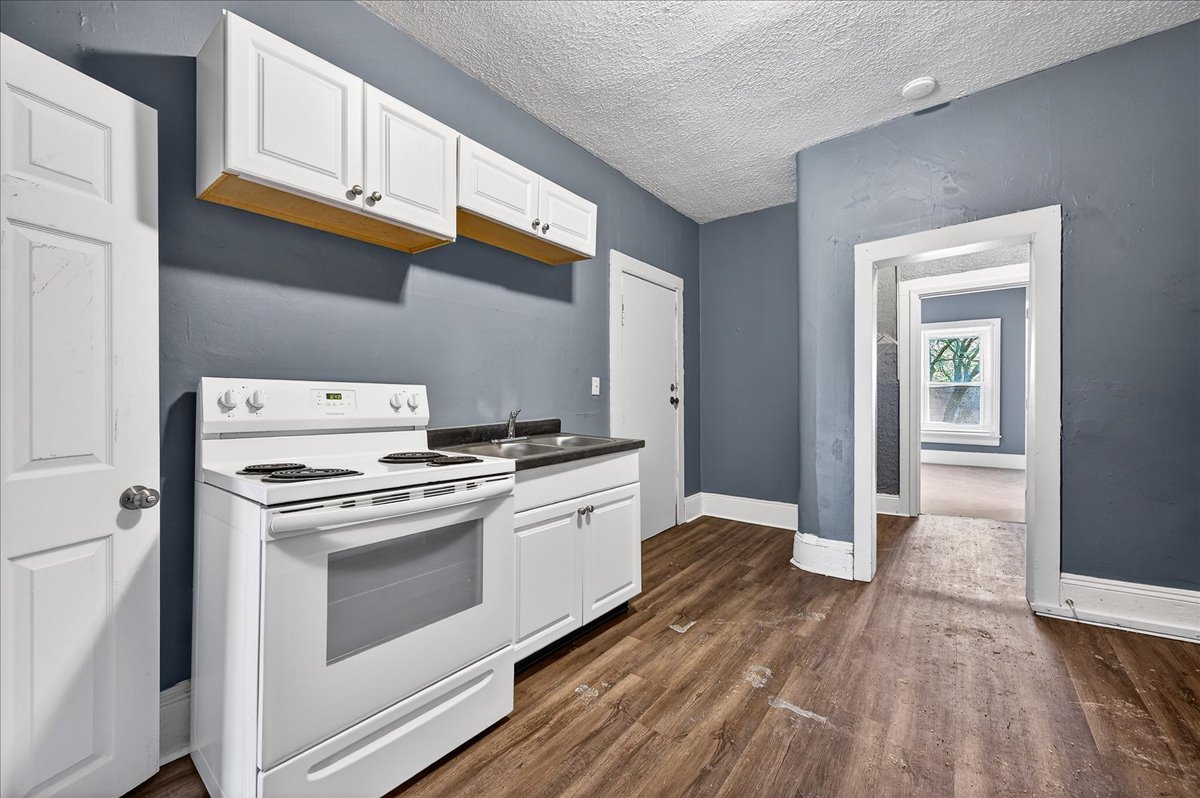 314 W Wood Street, Bloomington, IL 61701