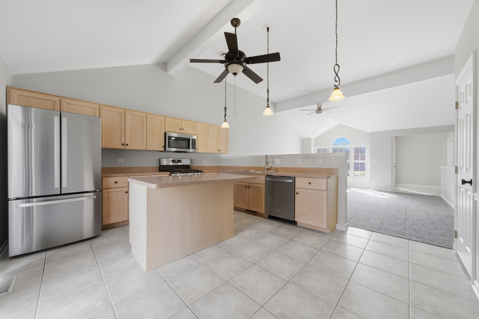 1323 Coral Bell Drive, Joliet, IL 60435