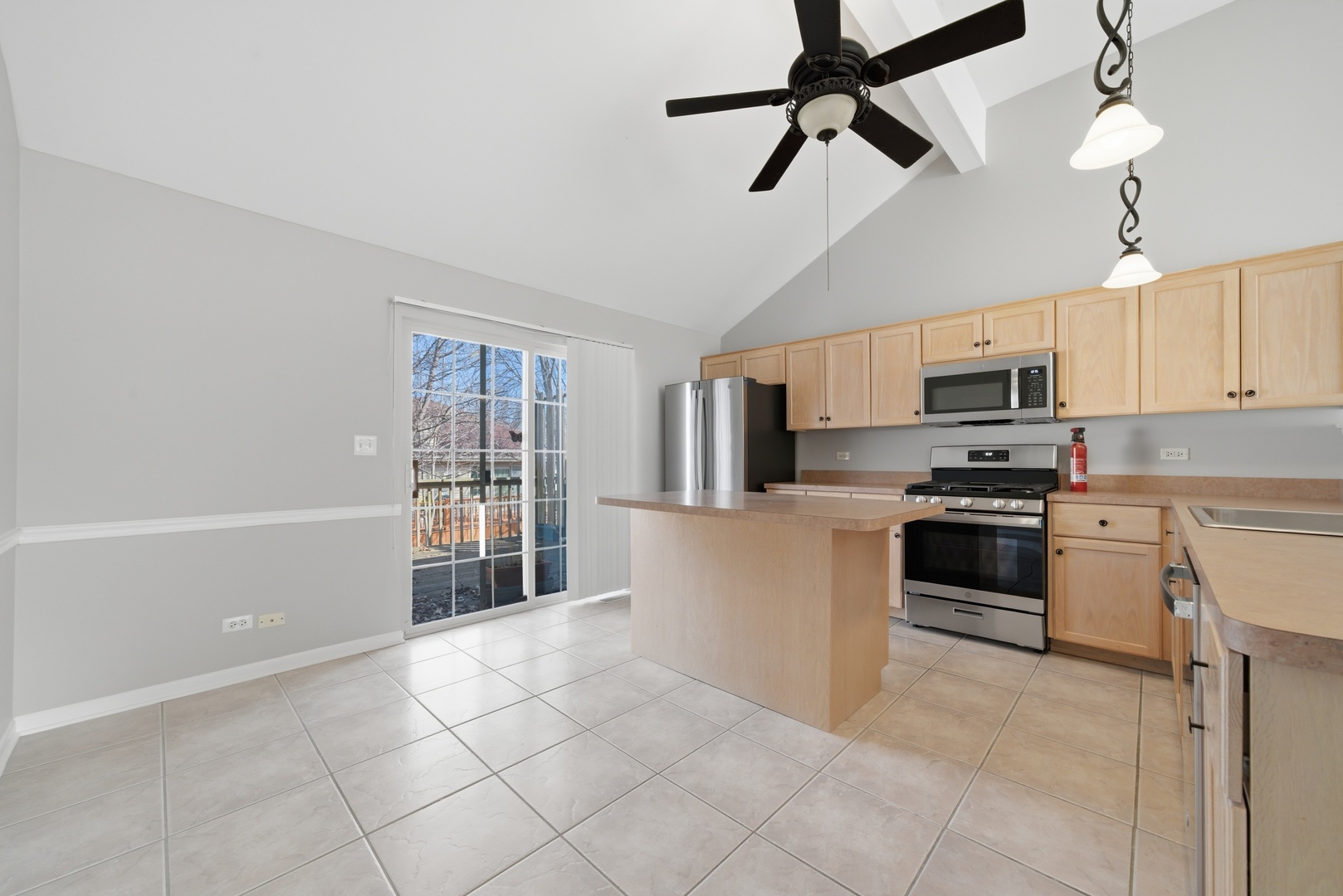 1323 Coral Bell Drive, Joliet, IL 60435