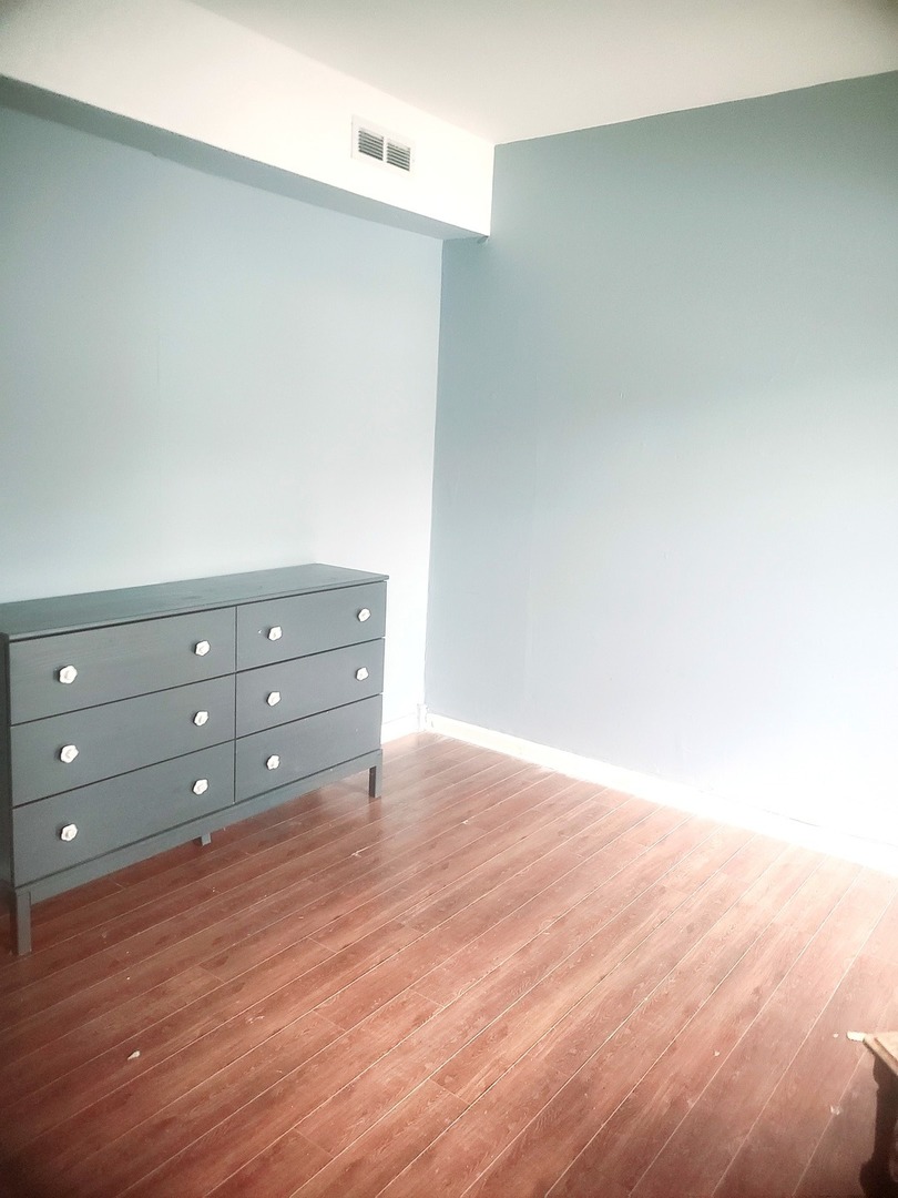 630 Whitney Avenue, Winthrop Harbor, IL 60096