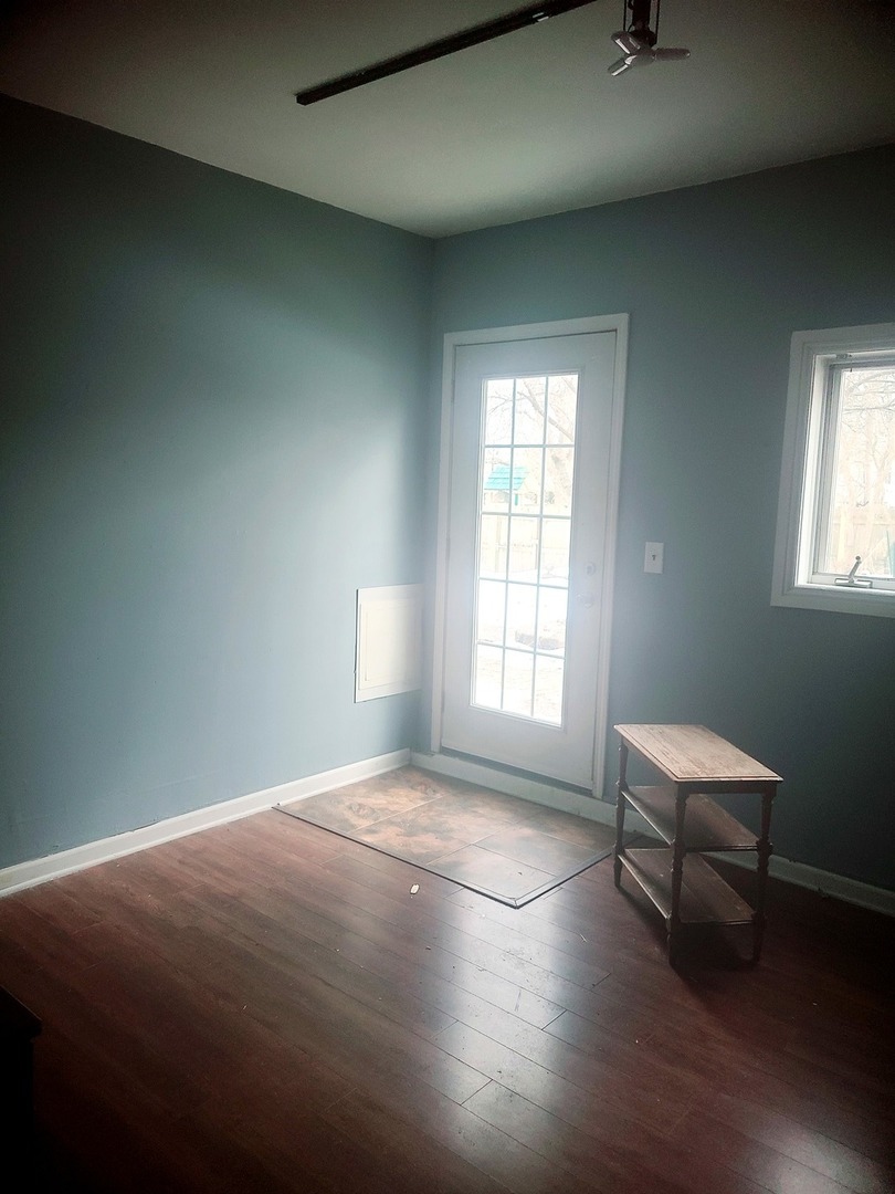 630 Whitney Avenue, Winthrop Harbor, IL 60096