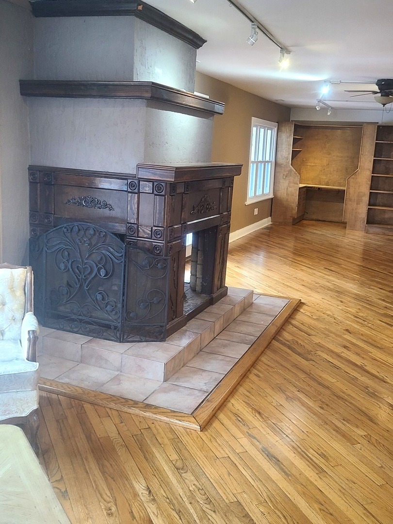 630 Whitney Avenue, Winthrop Harbor, IL 60096