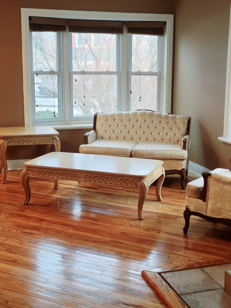 630 Whitney Avenue, Winthrop Harbor, IL 60096