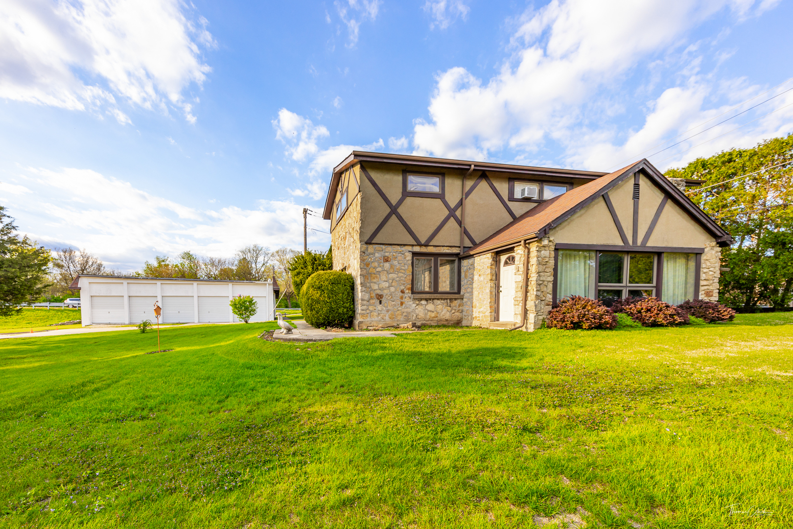 4703 Garfield Avenue, Lisle, IL 60532