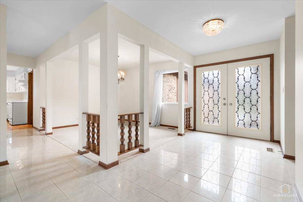 21805 W Hidden Valley Drive, Kildeer, IL 60047