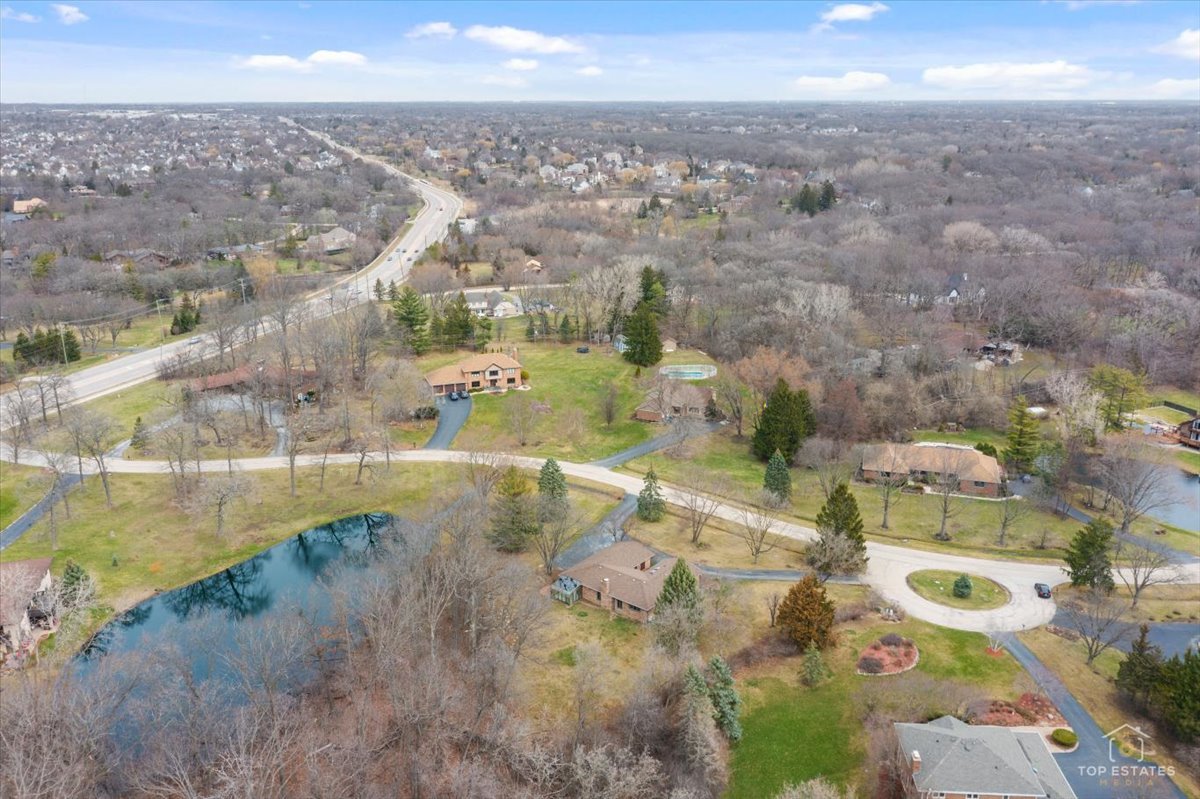 21805 W Hidden Valley Drive, Kildeer, IL 60047