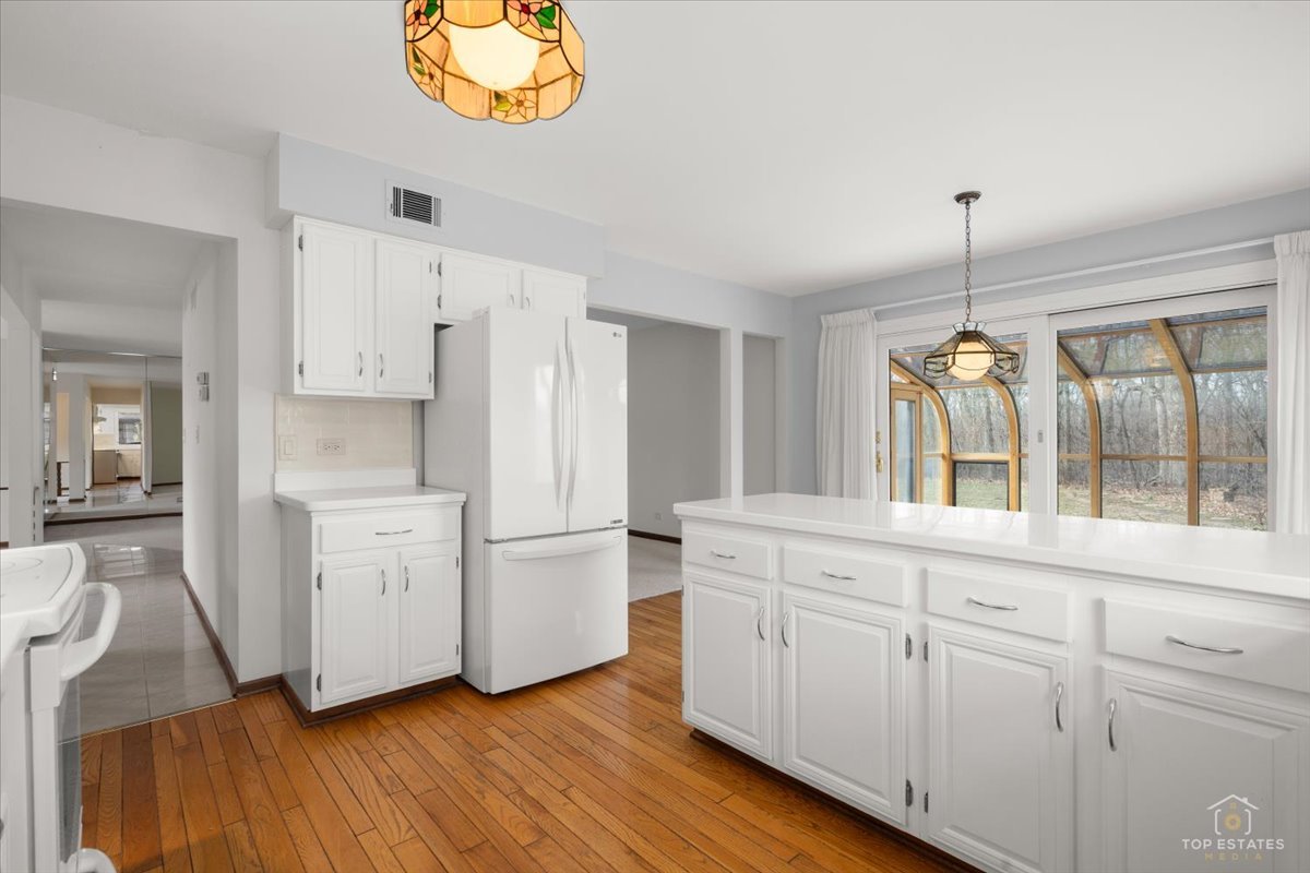 21805 W Hidden Valley Drive, Kildeer, IL 60047