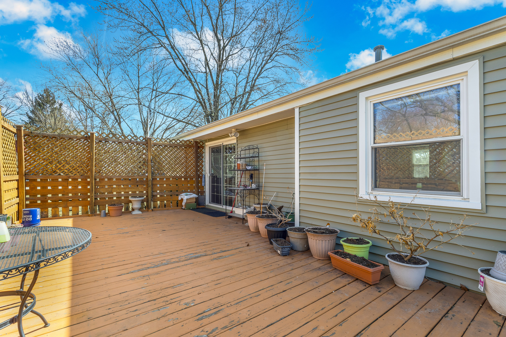 1501 Washington Street, Lake In The Hills, IL 60156