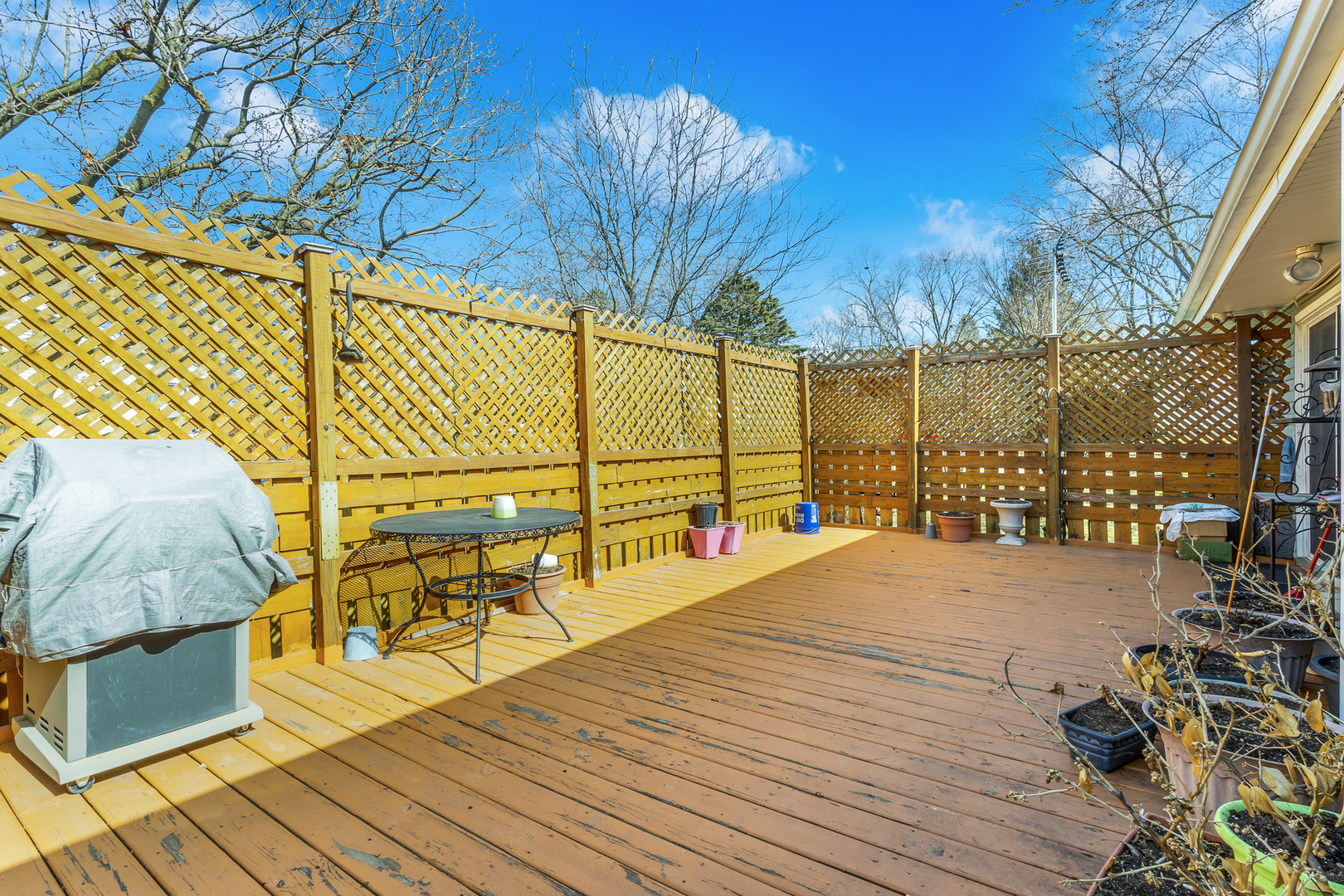 1501 Washington Street, Lake In The Hills, IL 60156