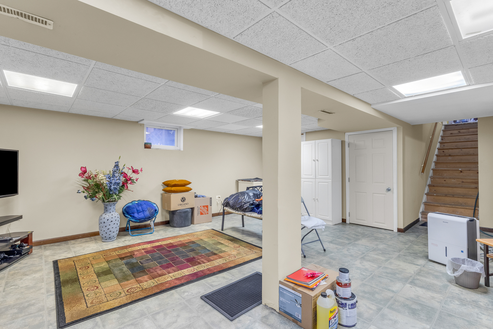 1501 Washington Street, Lake In The Hills, IL 60156