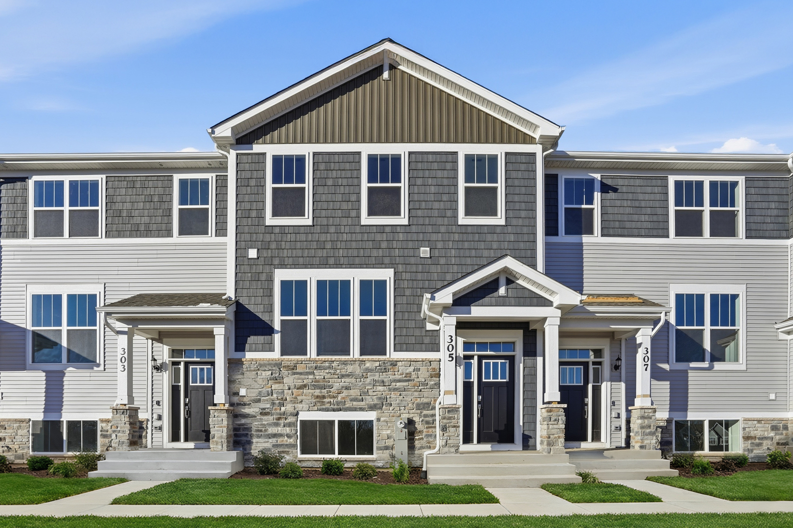 319 Settlers Place, West Dundee, IL 60118