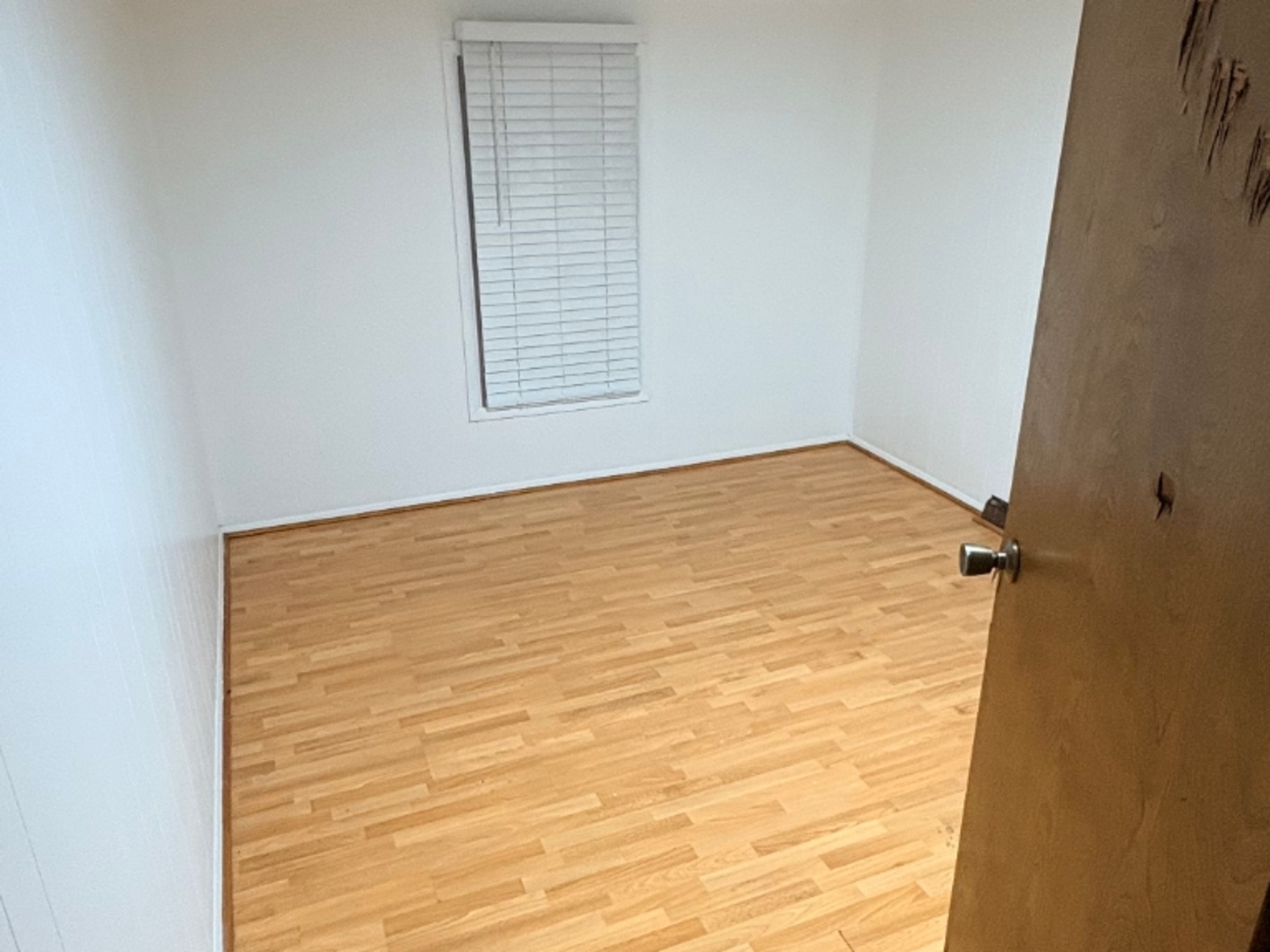 3305 Holdridge Avenue, Zion, IL 60099