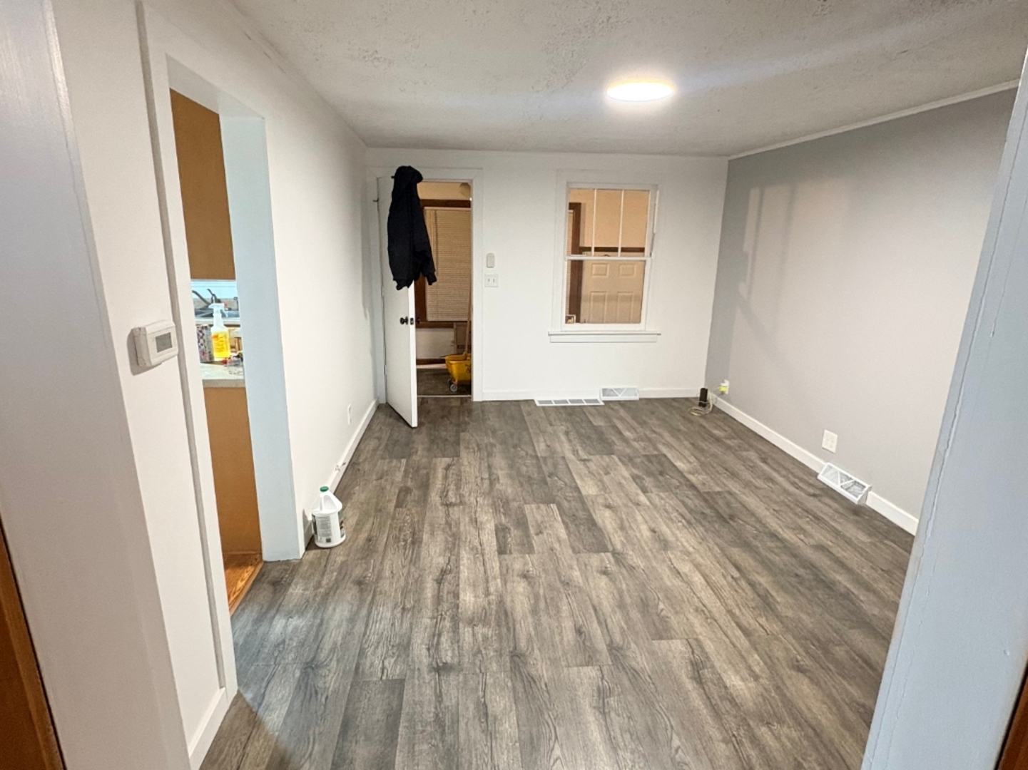 3305 Holdridge Avenue, Zion, IL 60099