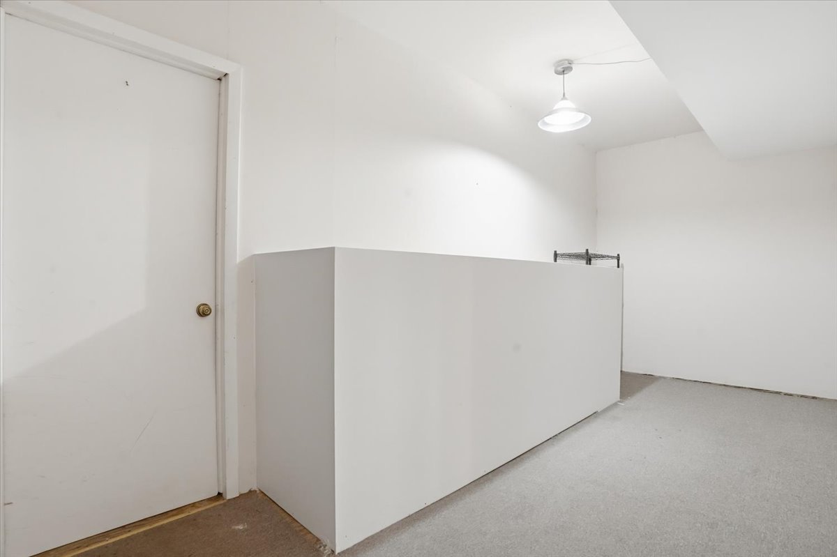 1308 Downs Parkway, Libertyville, IL 60048