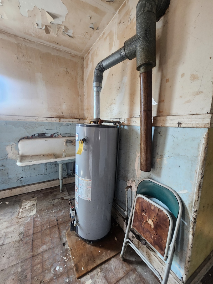 3009 N Whipple Street, Chicago, IL 60618