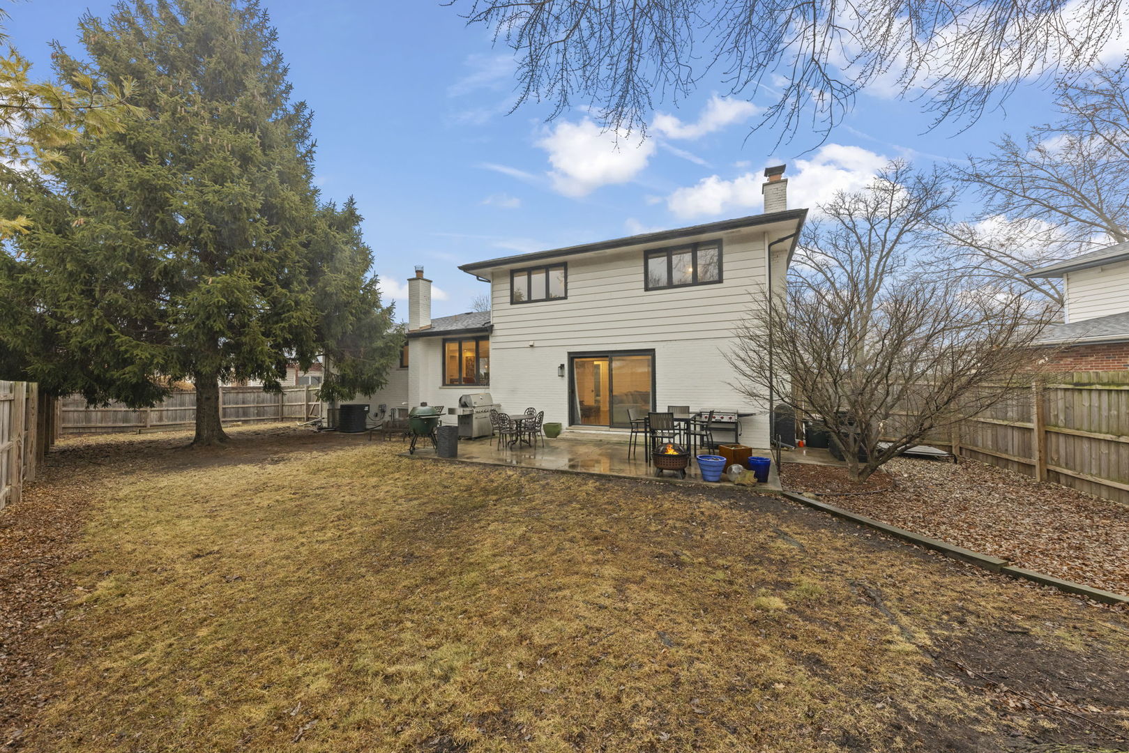 940 Weatherbee Place, Downers Grove, IL 60516