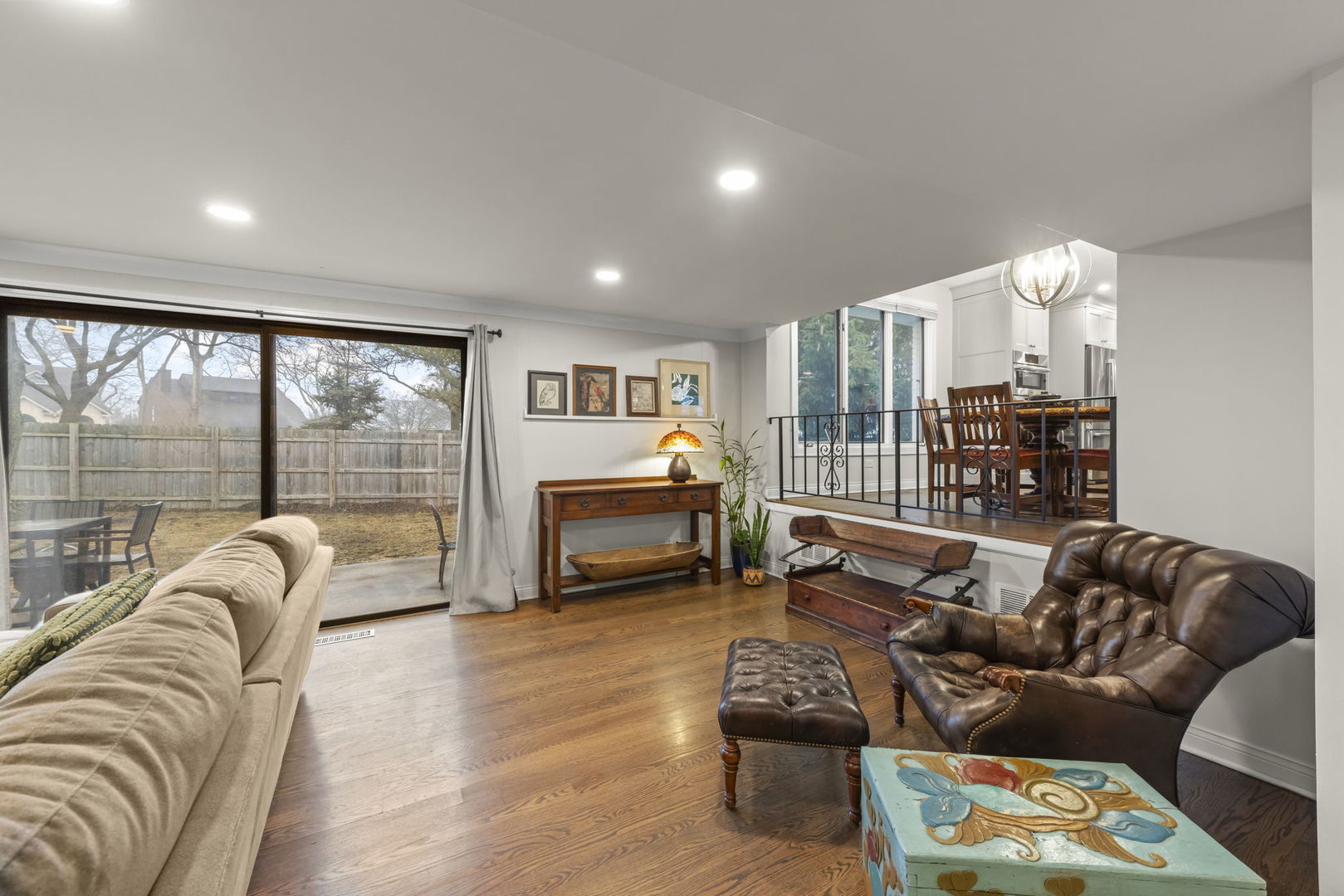 940 Weatherbee Place, Downers Grove, IL 60516