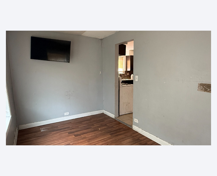 7407 S Kenwood Avenue, Chicago, IL 60619