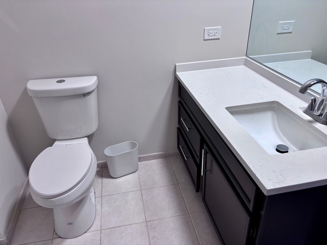 7737 W Golf Drive #101, Palos Heights, IL 60463