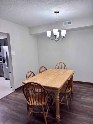 7737 W Golf Drive #101, Palos Heights, IL 60463