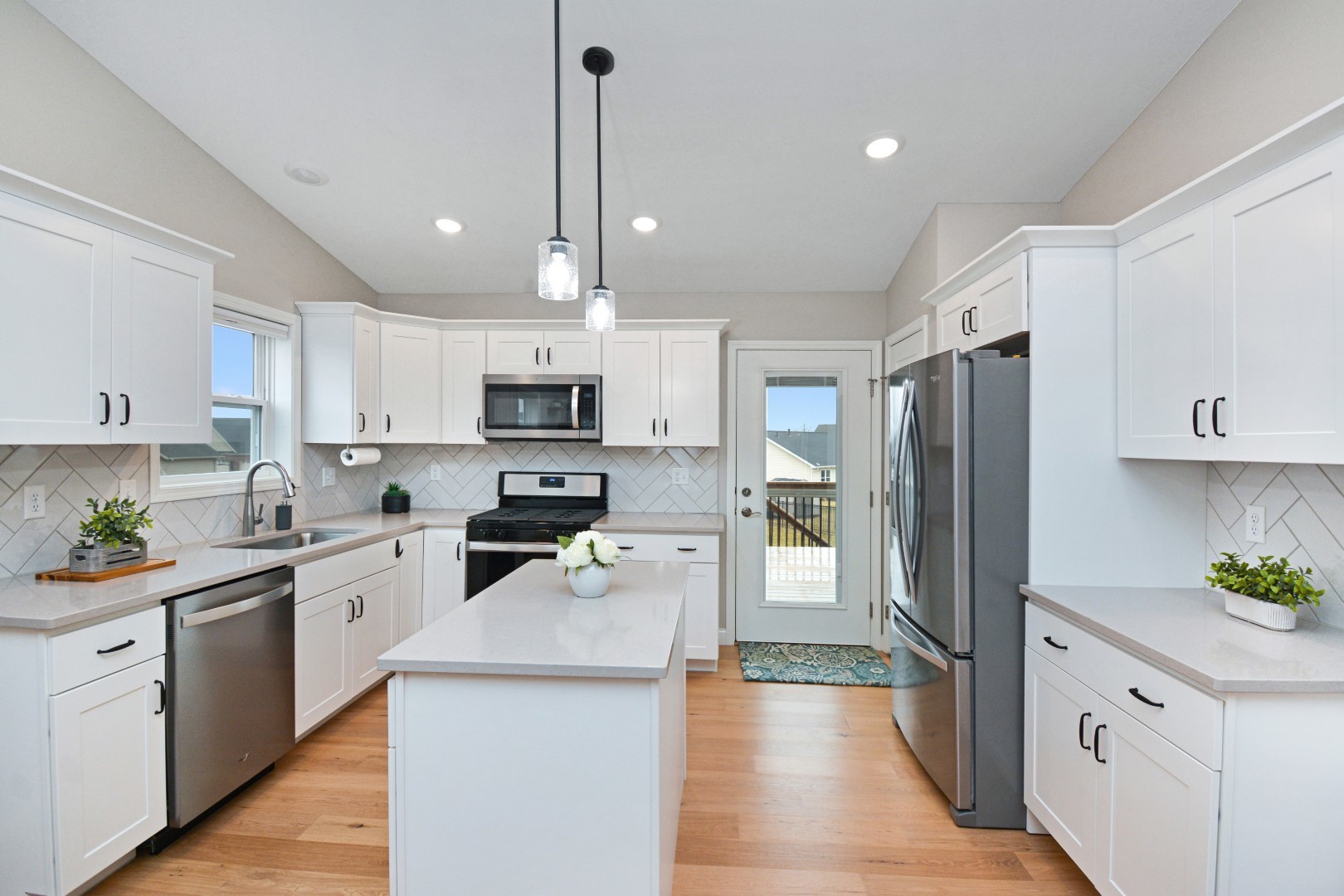 3 Fedor Circle, Bloomington, IL 61705