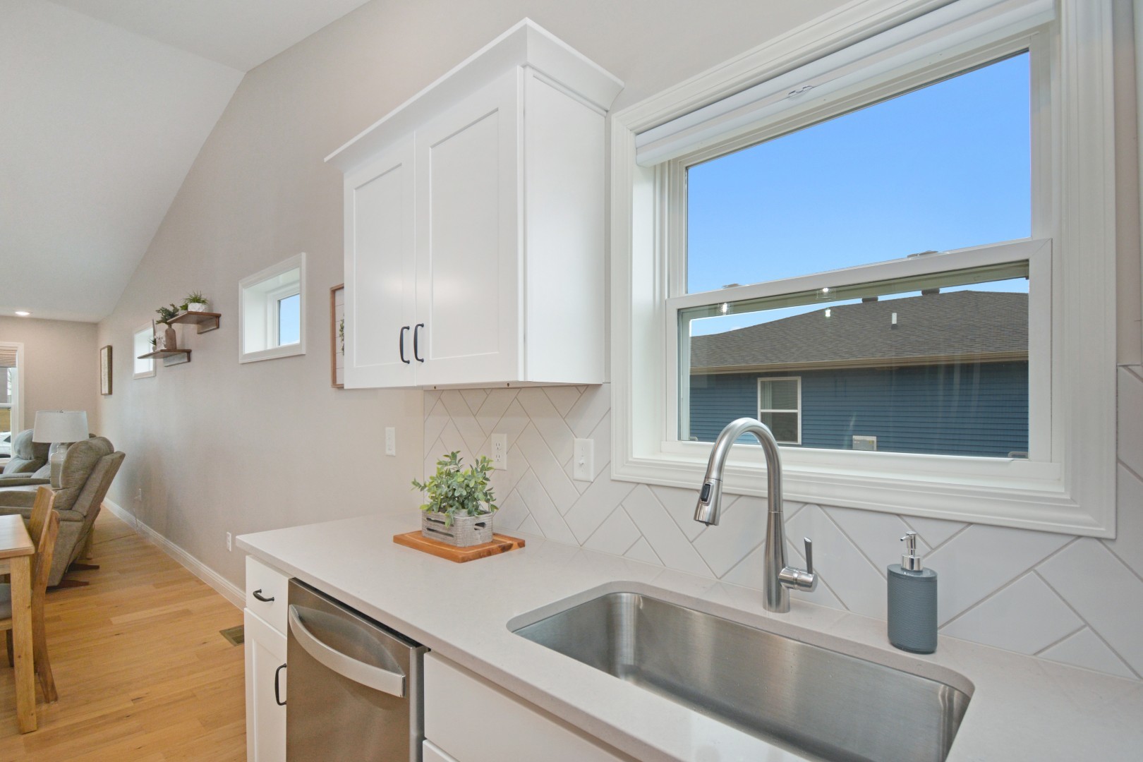 3 Fedor Circle, Bloomington, IL 61705