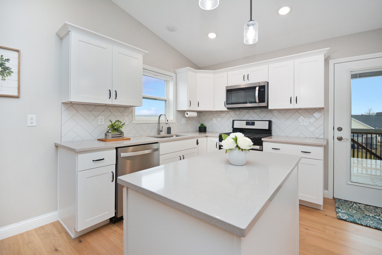 3 Fedor Circle, Bloomington, IL 61705