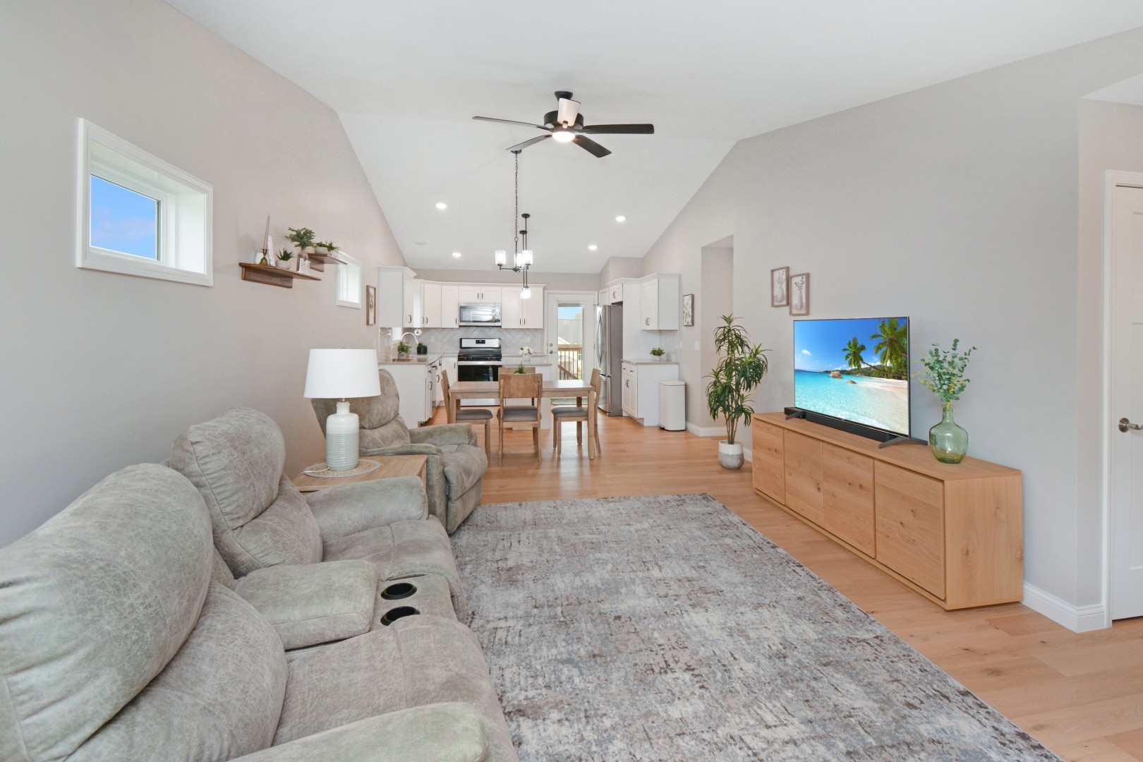 3 Fedor Circle, Bloomington, IL 61705