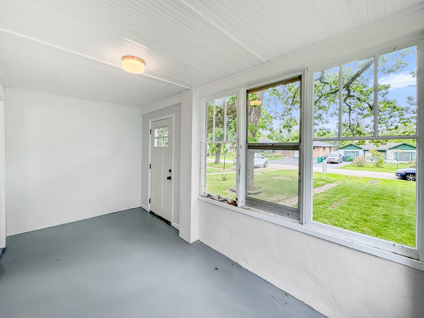 1910 Elim Avenue, Zion, IL 60099
