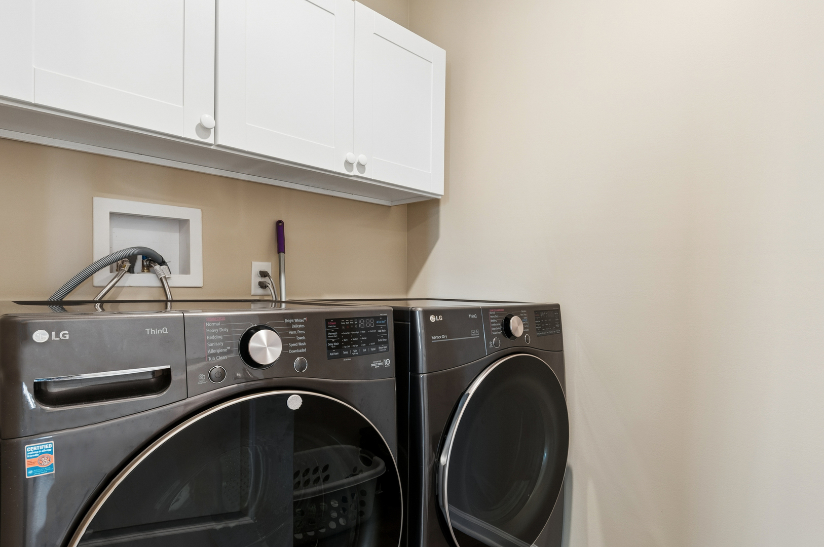 1274 Hawk Hollow Drive, Yorkville, IL 60560