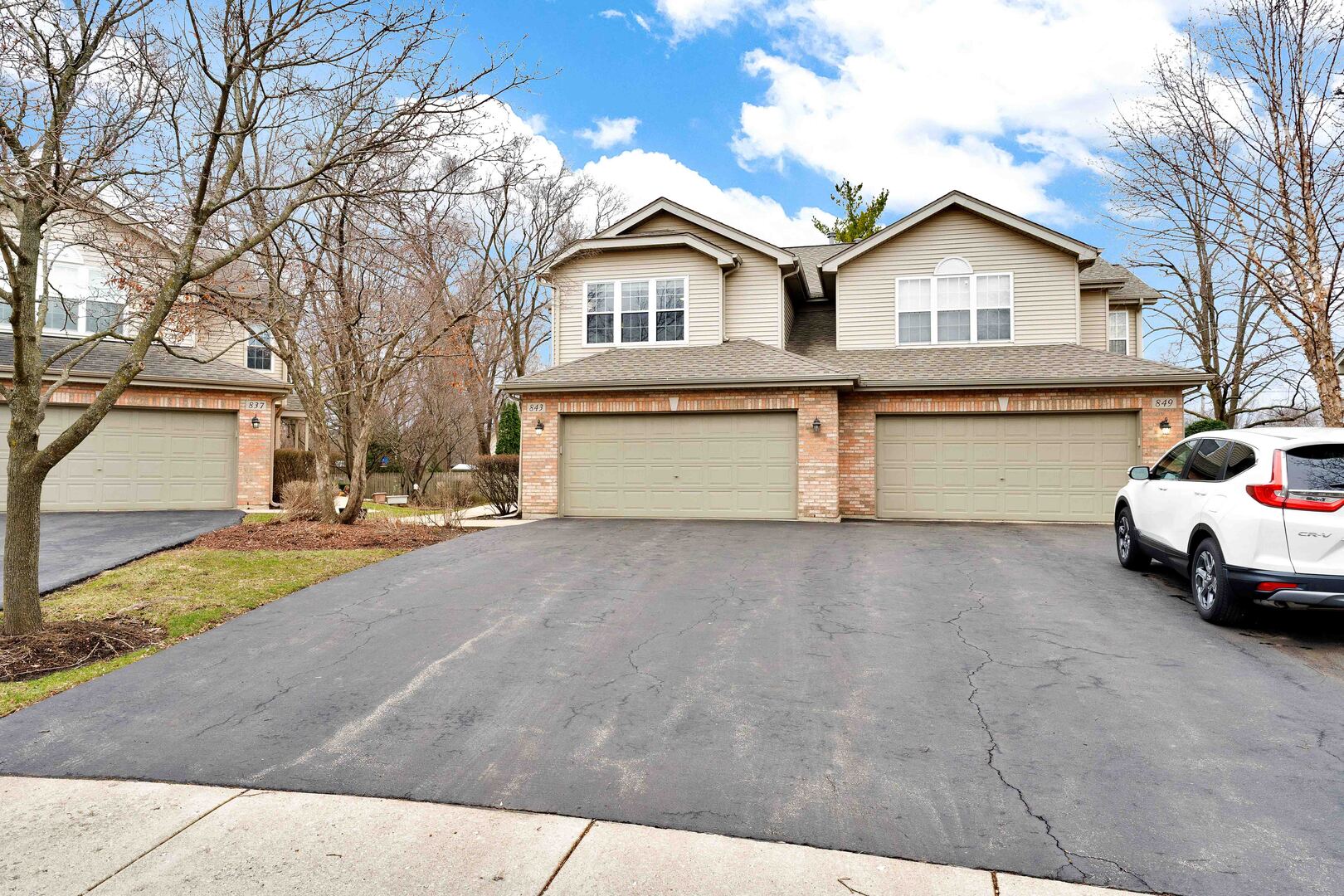 843 ROSEBUD Court #843, Roselle, IL 60172