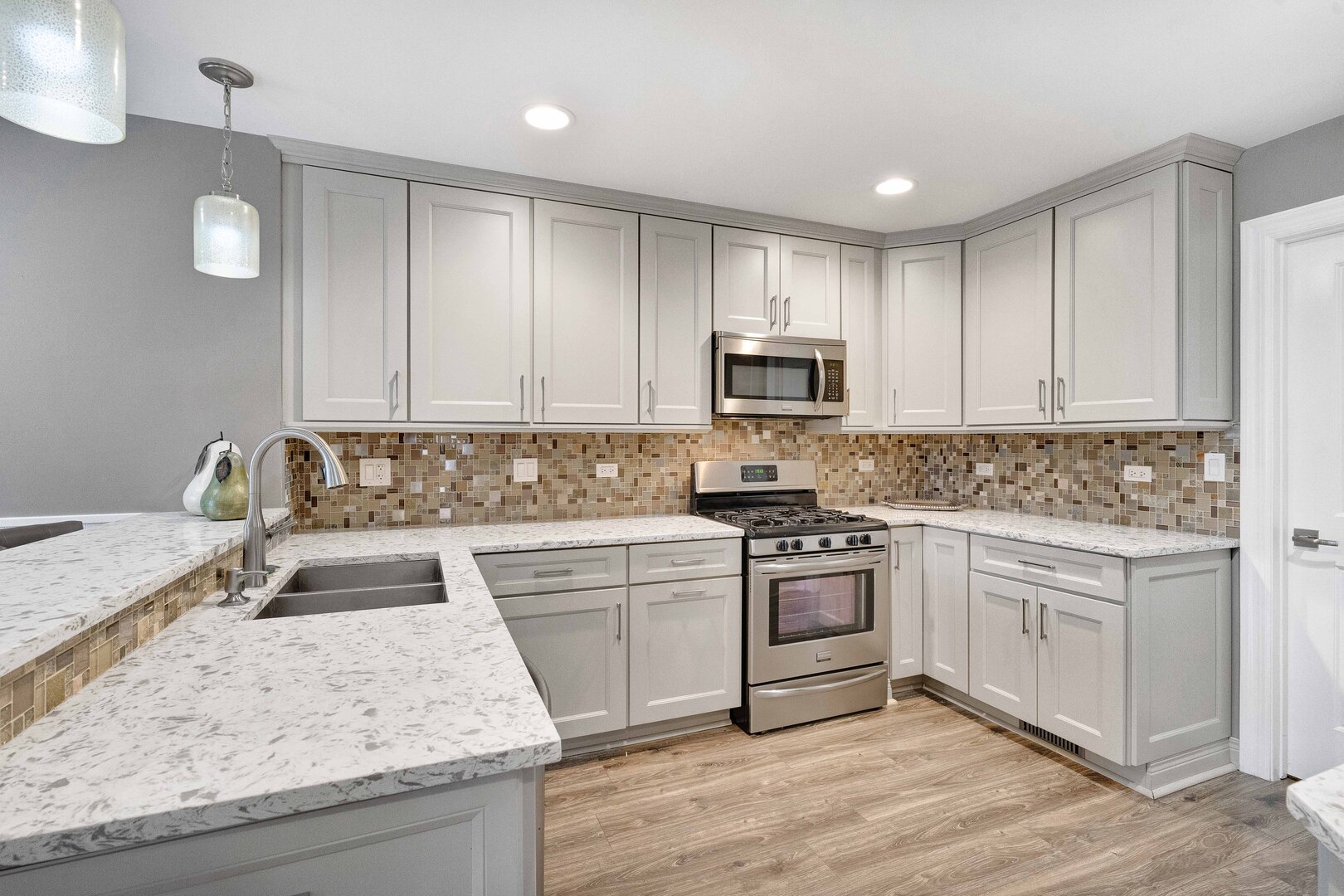 843 ROSEBUD Court #843, Roselle, IL 60172