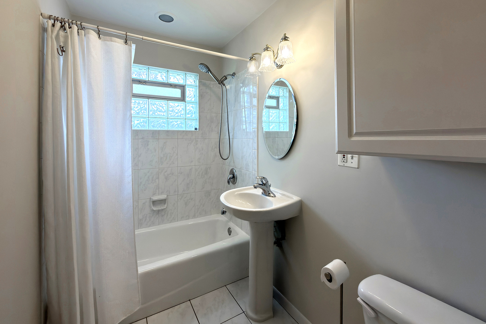 240 Hatlen Avenue, Mount Prospect, IL 60056