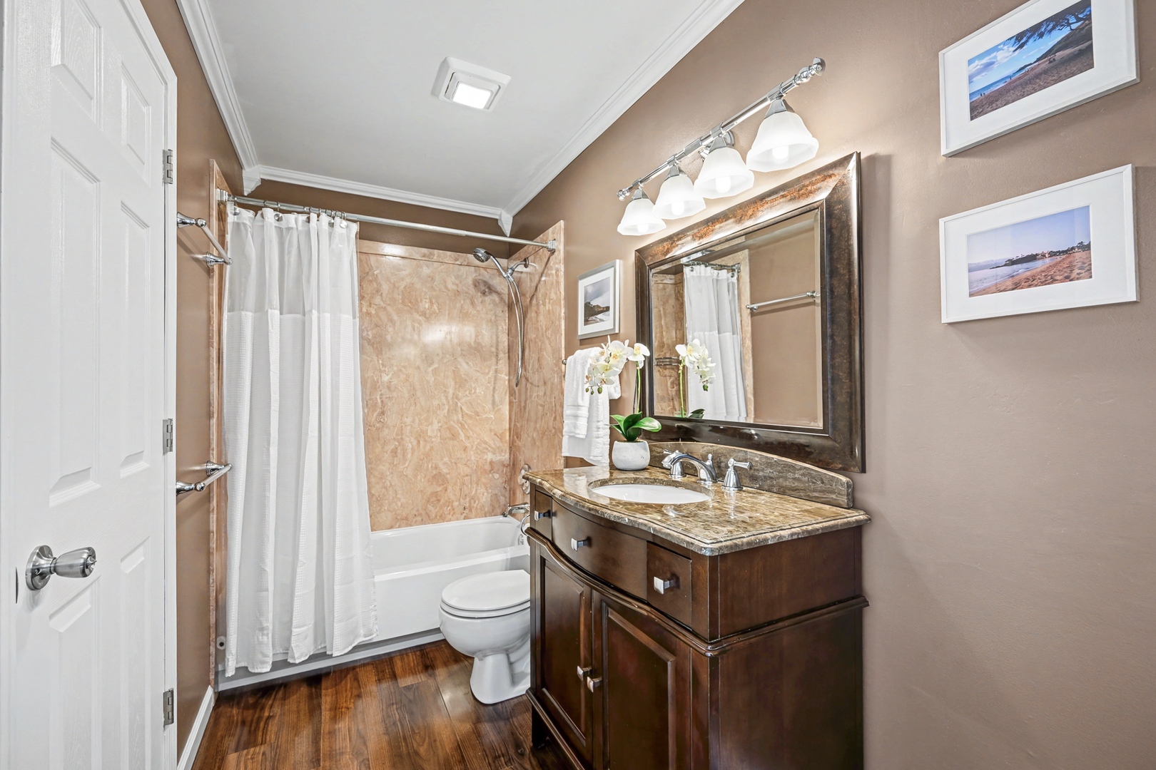 1080 Scarlet Oak Circle, Aurora, IL 60506