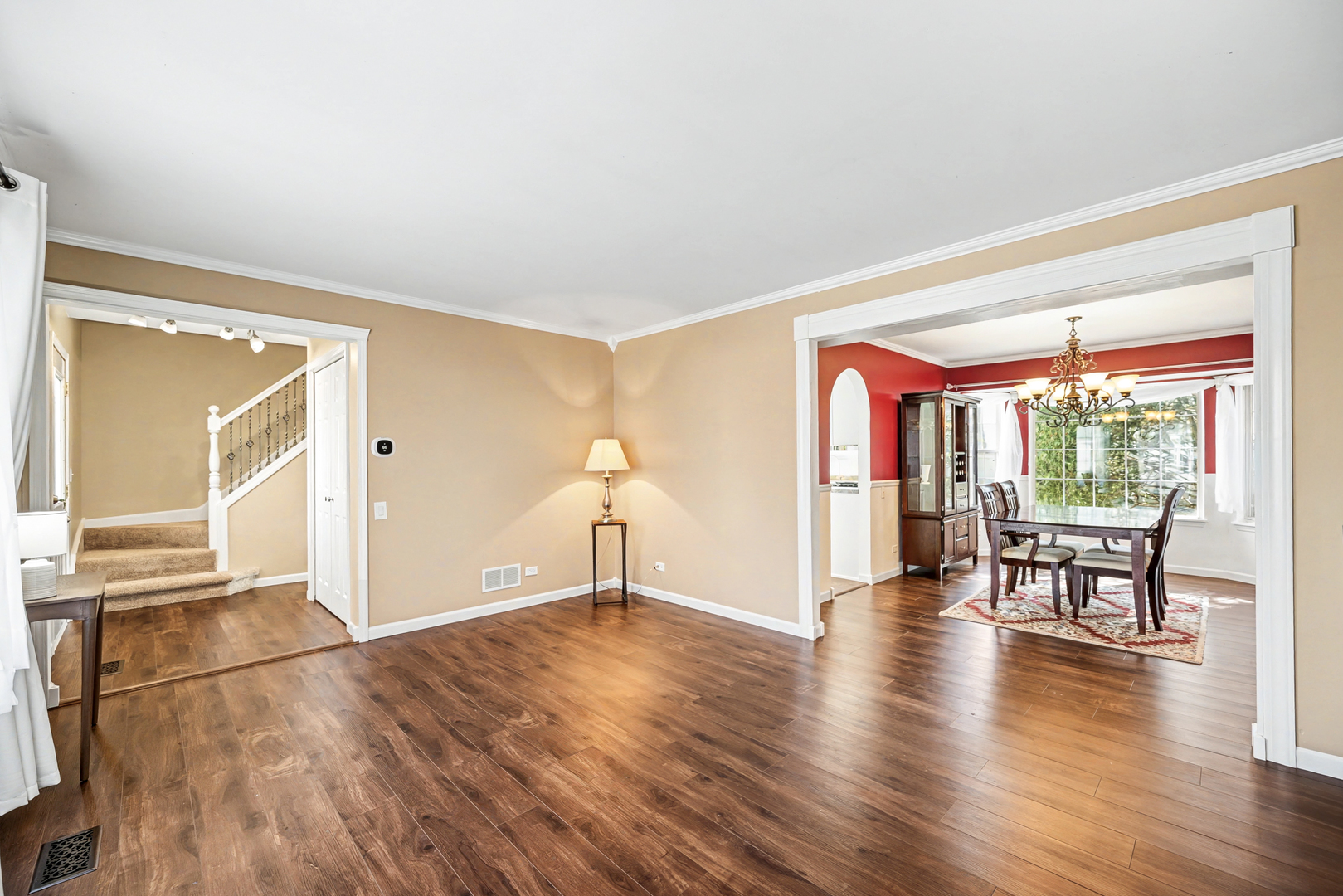 1080 Scarlet Oak Circle, Aurora, IL 60506