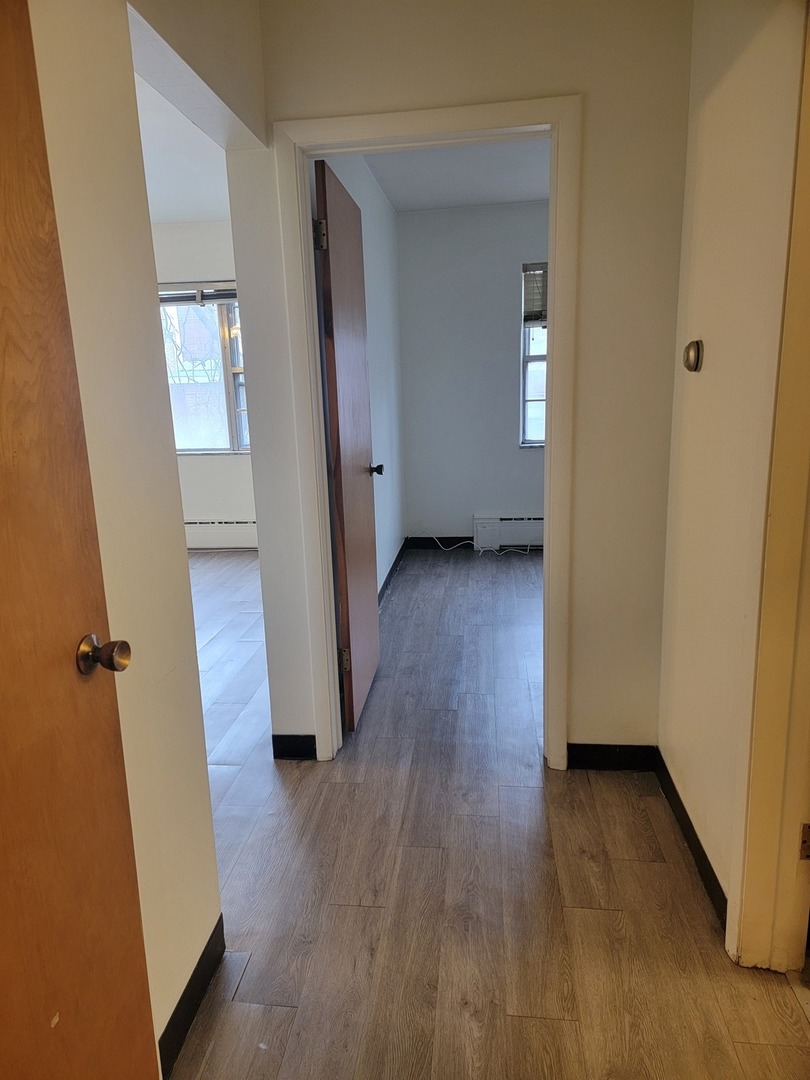 144 Ann Street #8, Clarendon Hills, IL 60514