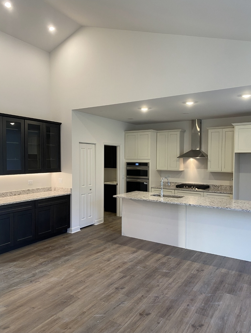 852 Timber Oak Lane, Yorkville, IL 60560