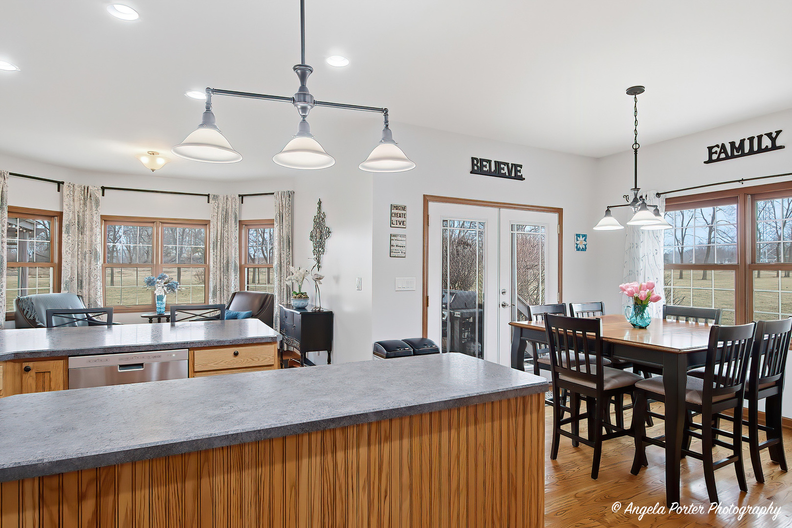 3920 Highview Drive, Crystal Lake, IL 60012