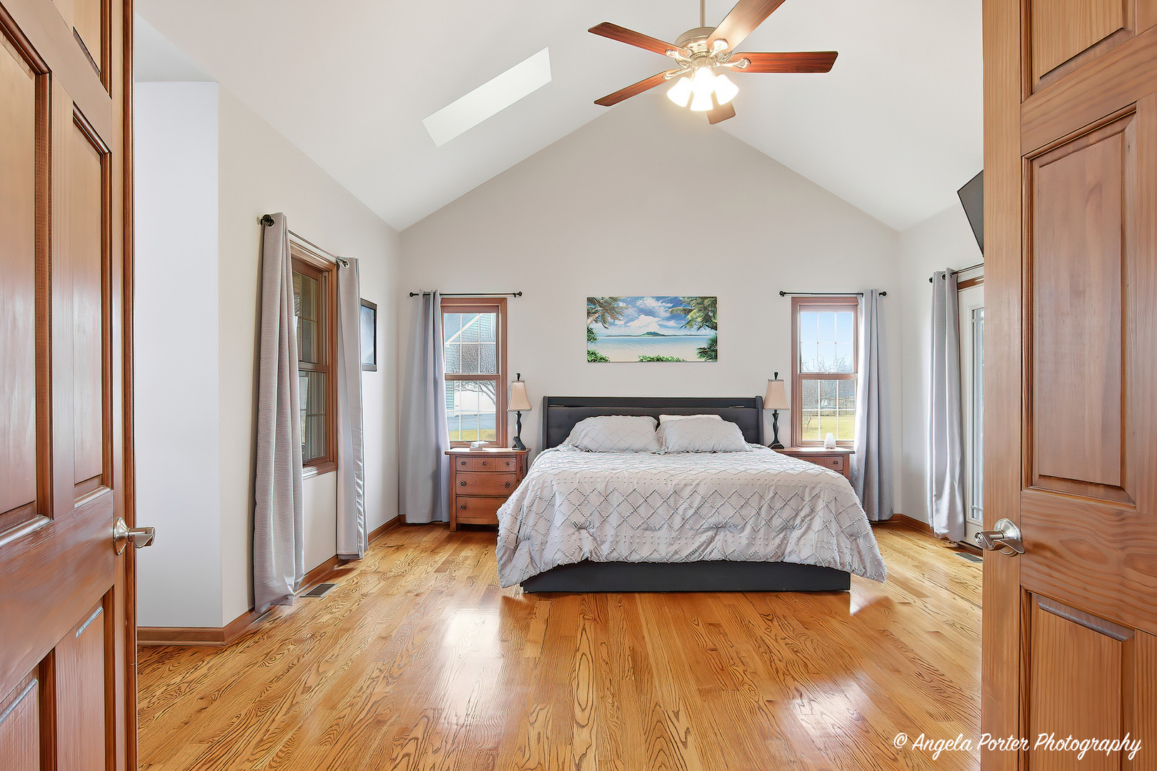 3920 Highview Drive, Crystal Lake, IL 60012