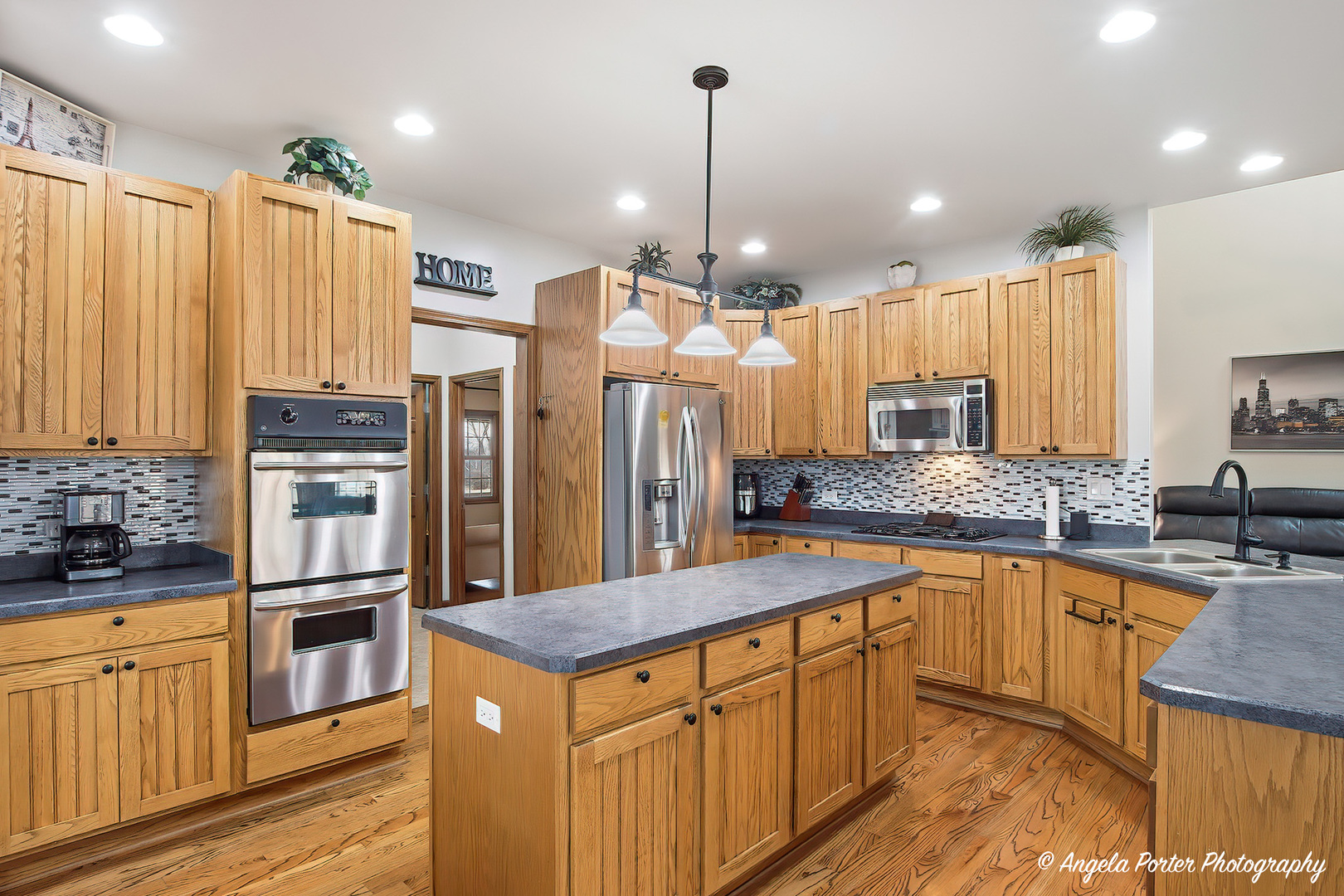 3920 Highview Drive, Crystal Lake, IL 60012