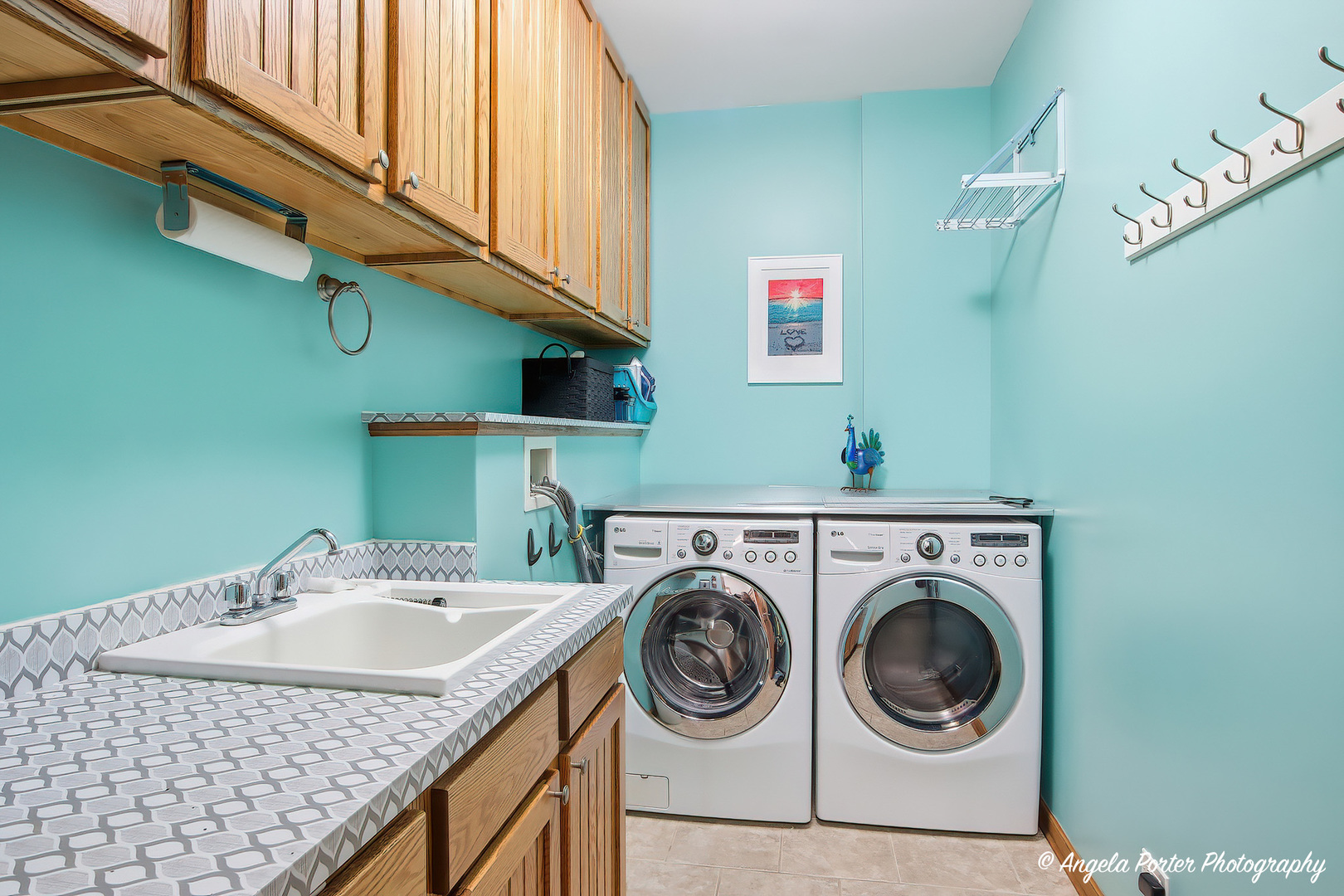 3920 Highview Drive, Crystal Lake, IL 60012