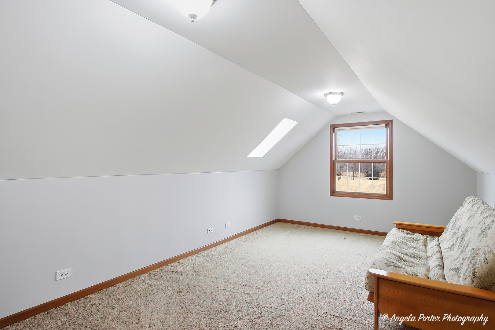 3920 Highview Drive, Crystal Lake, IL 60012