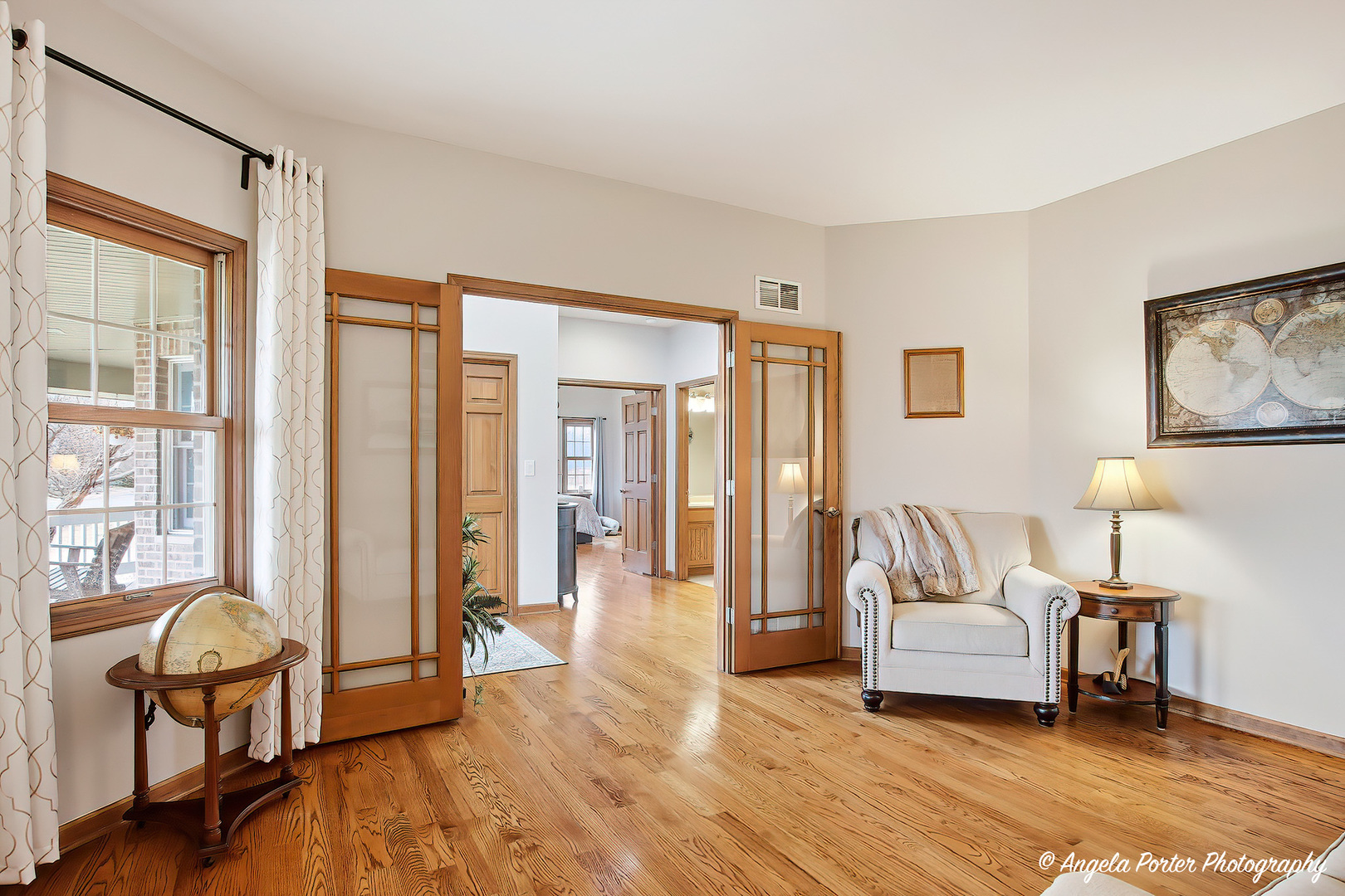 3920 Highview Drive, Crystal Lake, IL 60012