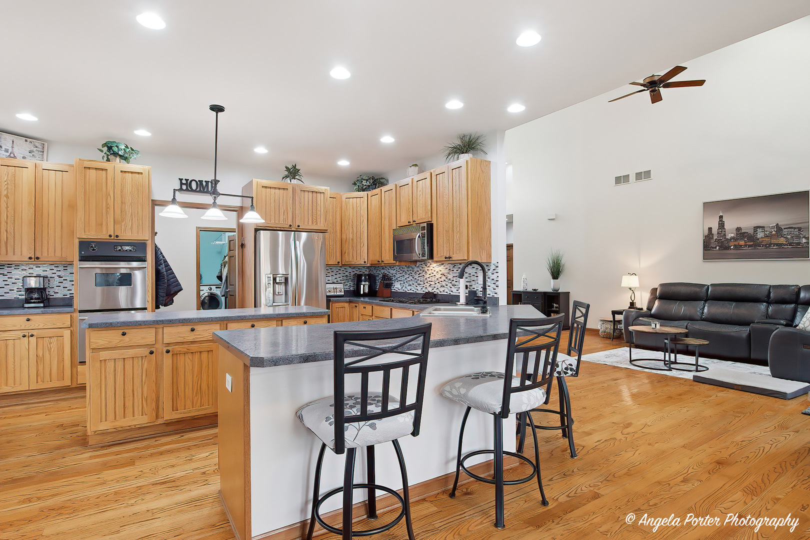 3920 Highview Drive, Crystal Lake, IL 60012